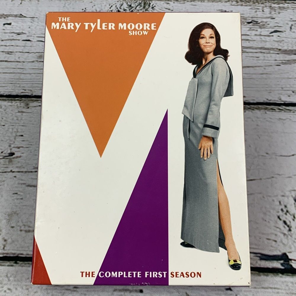 The Mary Tyler Moore Show: Complete First Season DVD (4-Disc‎ Set)